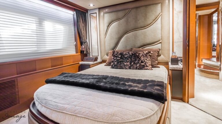 AZIMUT YCG 120'