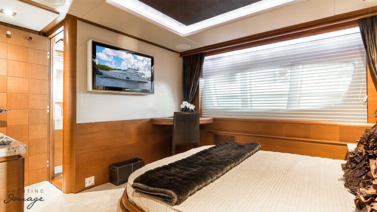 AZIMUT YCG 120'