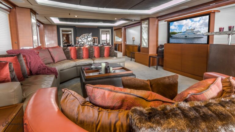 AZIMUT YCG 120'