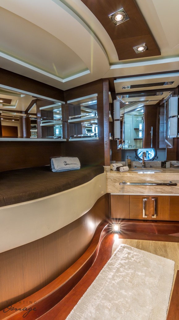AZIMUT YCG 120'