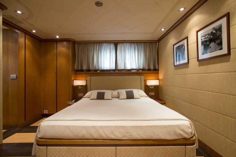 The 32m Yacht CAPPUCCINO
