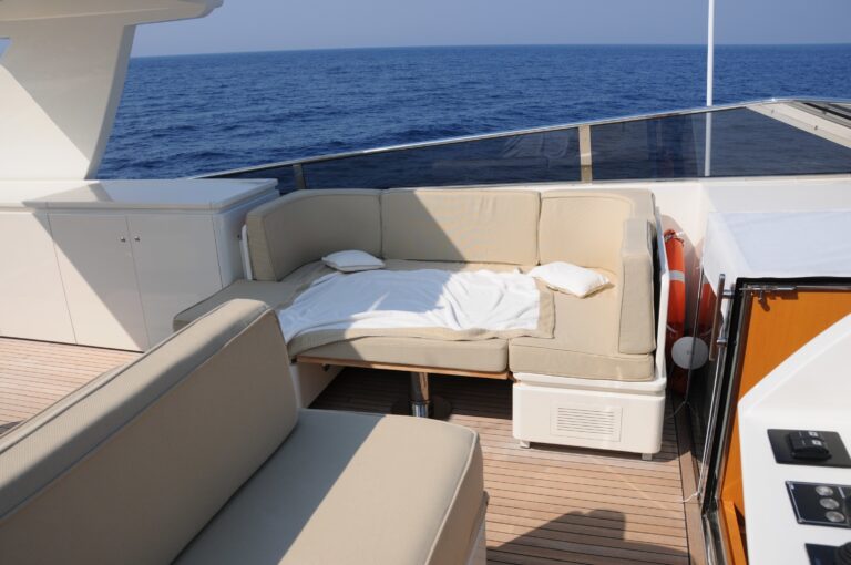 The 32m Yacht CAPPUCCINO