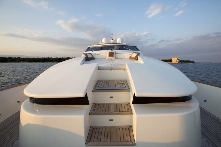 The 32m Yacht CAPPUCCINO
