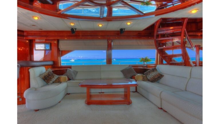 The 32m Yacht DREAM YACHT