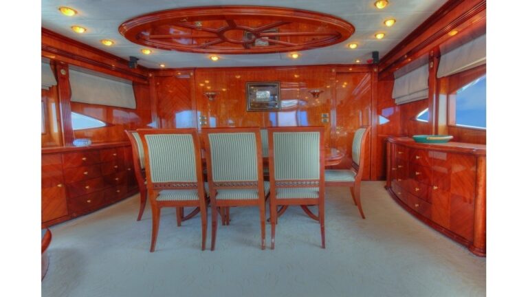 The 32m Yacht DREAM YACHT