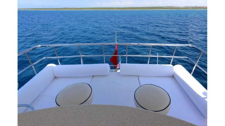 The 32m Yacht DREAM YACHT