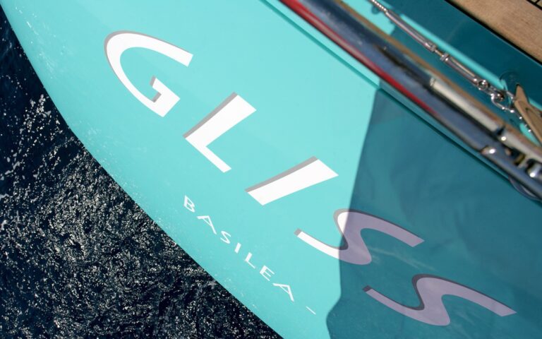 The 32m Yacht GLISS