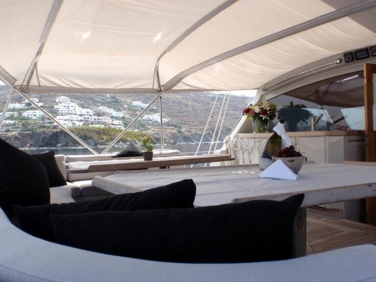 The 32m Yacht IEMANJA