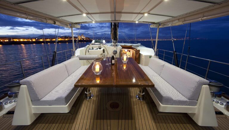 The 32m Yacht KESTREL
