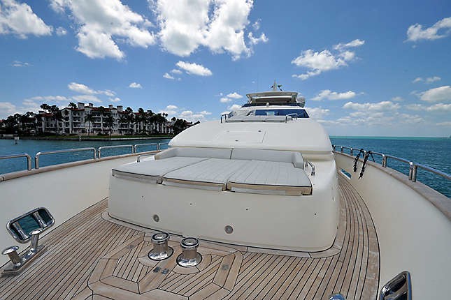 The 32m Yacht LADY CAROLE