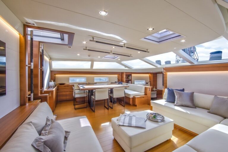 The 32m Yacht SEAWAVE