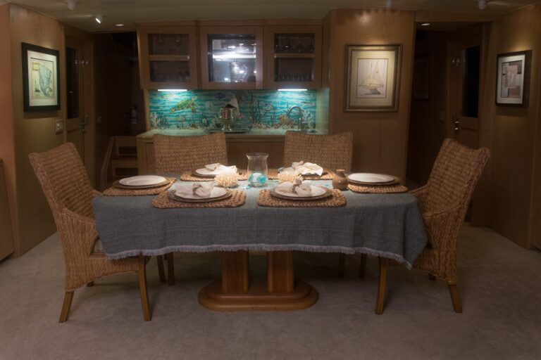 The 32m Yacht SUMMER SPLENDOR