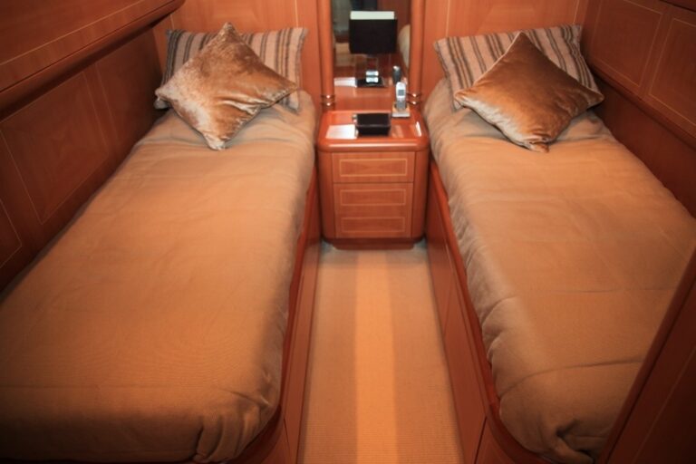 The 32m Yacht THE STORM 1