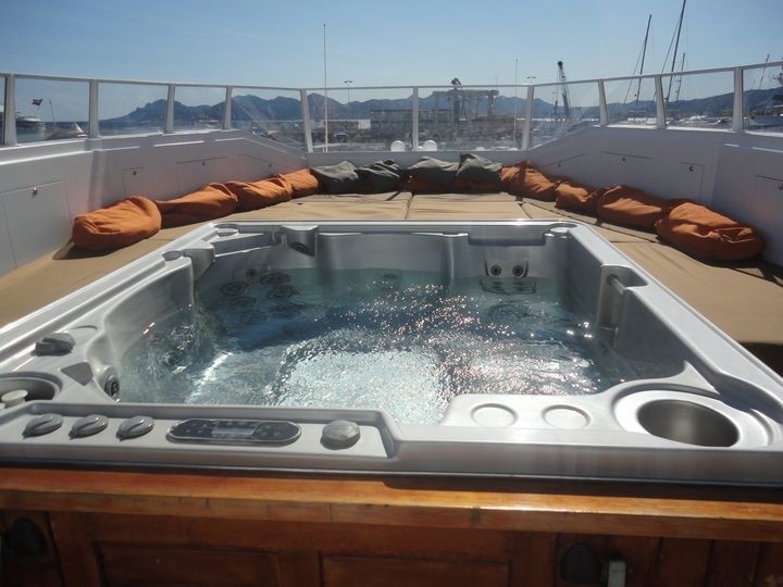 The 33m Yacht ALTER EGO
