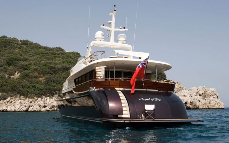 The 33m Yacht ANGEL OF JOY