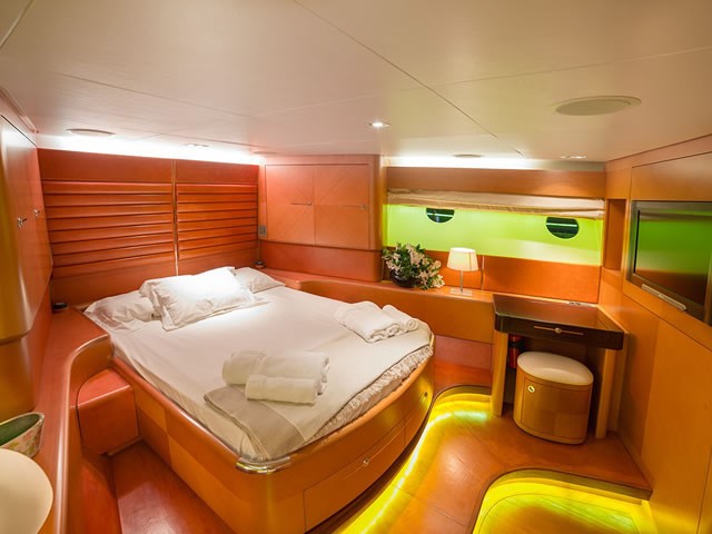The 33m Yacht ANGEL OF JOY