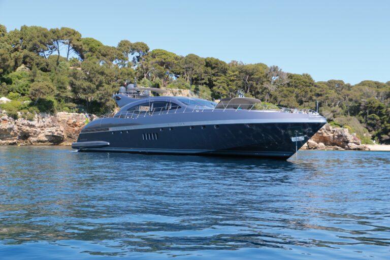 Mangusta (Overmarine)