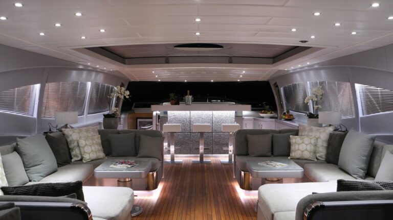 saloon