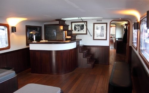 The 33m Yacht LA FENICE