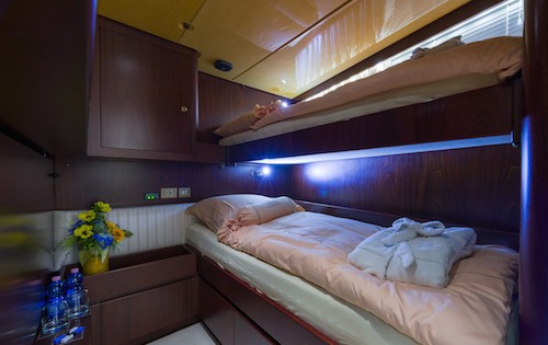 The 33m Yacht LADY SUNSHINE