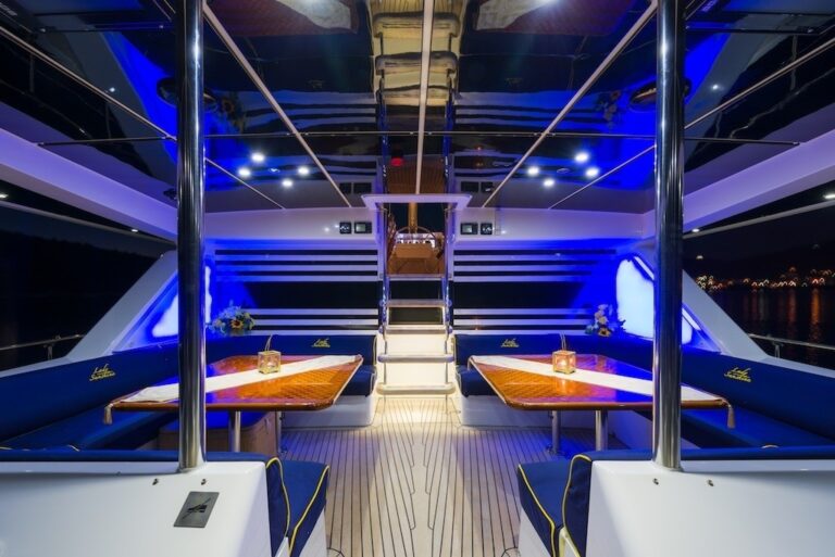 The 33m Yacht LADY SUNSHINE