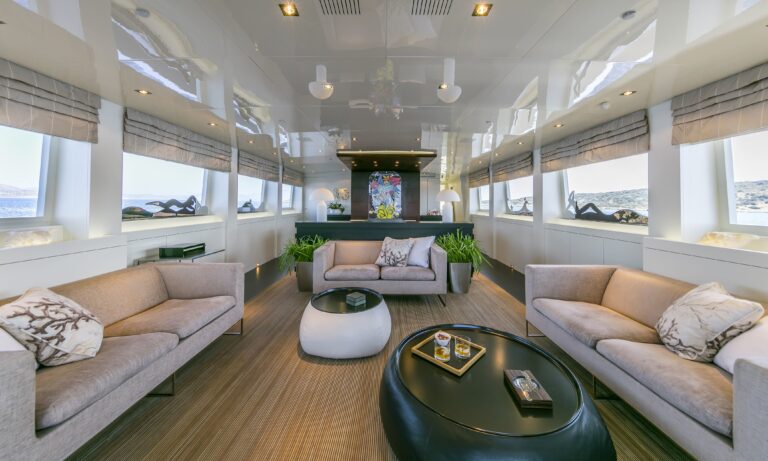saloon