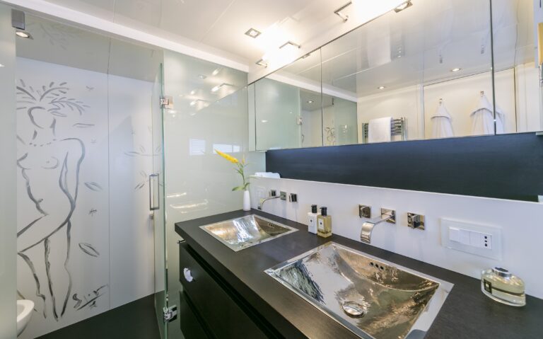ensuite bathroom