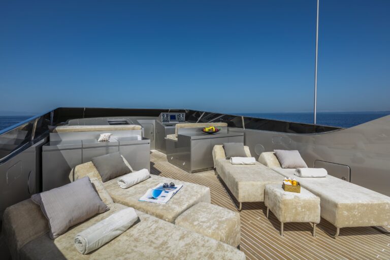sun deck