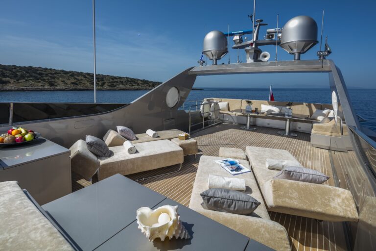 sun deck