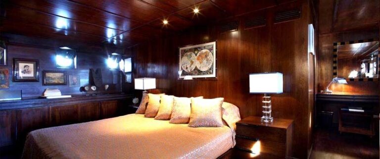The 33m Yacht MAID MARIAN 2