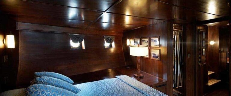 The 33m Yacht MAID MARIAN 2