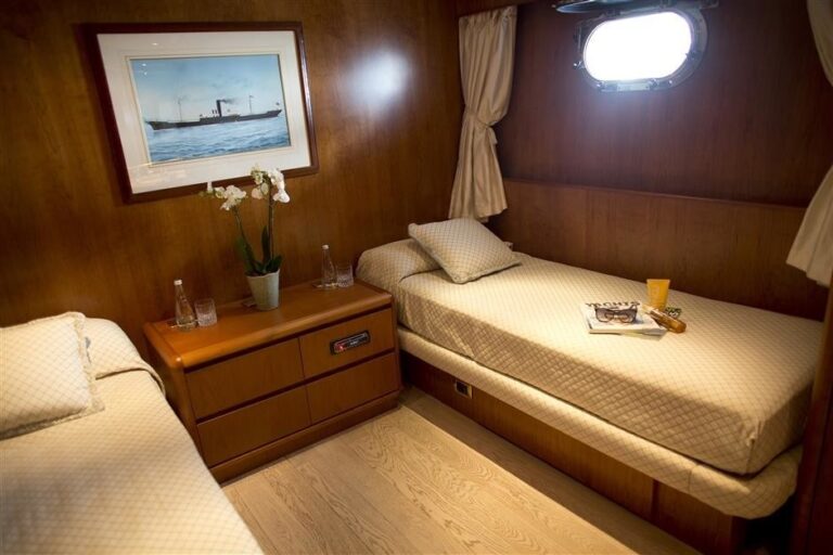 The 33m Yacht MARGHERITA