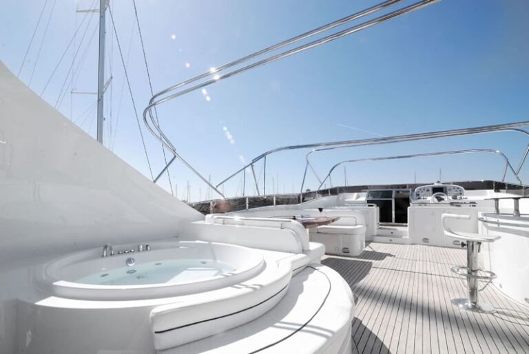 The 33m Yacht MY PLEASURE