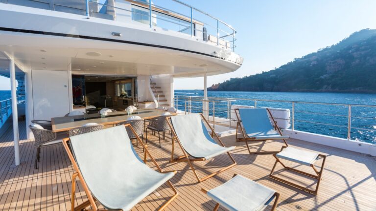 The 33m Yacht NARVALO