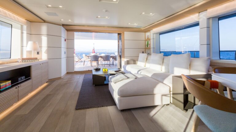 The 33m Yacht NARVALO