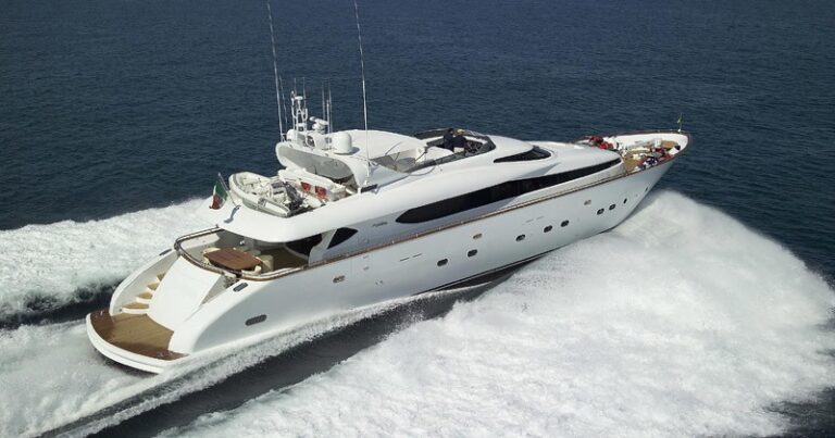 The 33m Yacht RAMINA