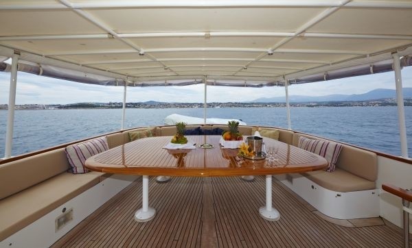 The 33m Yacht SANTA MARIA