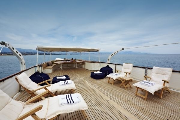 Life On Board Yacht SANTA MARIA