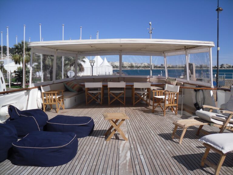 The 33m Yacht SANTA MARIA