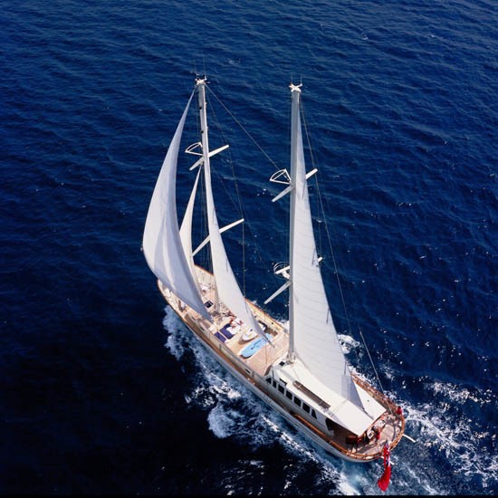 The 33m Yacht TIGERLILY OF CORNWALL