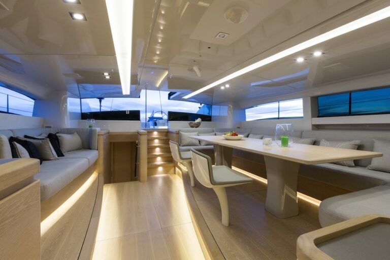 The 33m Yacht WINWIN