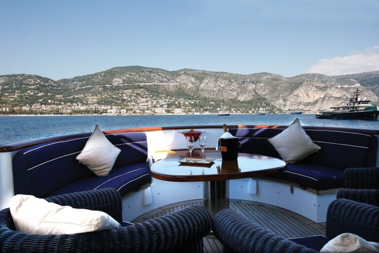 The 34m Yacht AZUL A