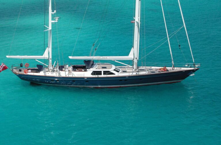 The 34m Yacht BLUE TOO