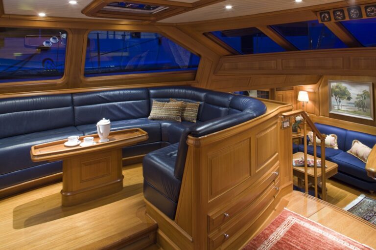The 34m Yacht BLUE TOO