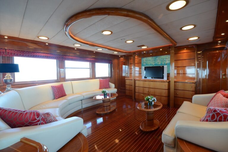 The 34m Yacht CAMELLIA