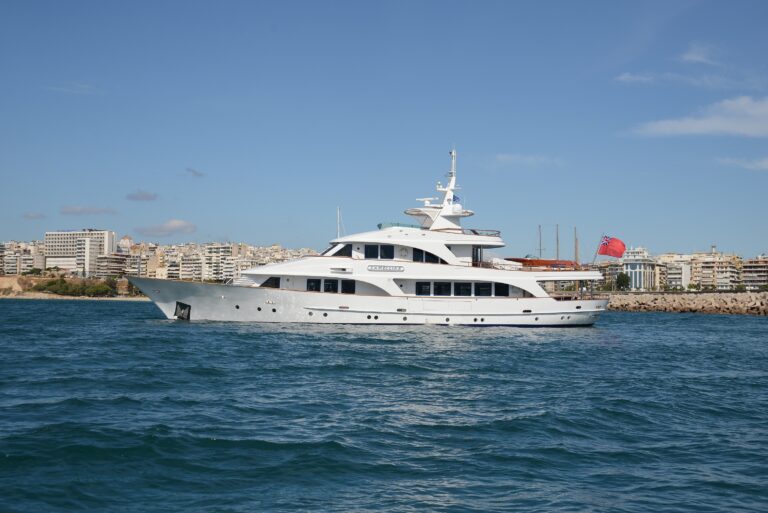 The 34m Yacht CAMELLIA