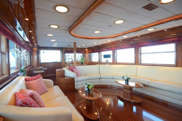 The 34m Yacht CAMELLIA