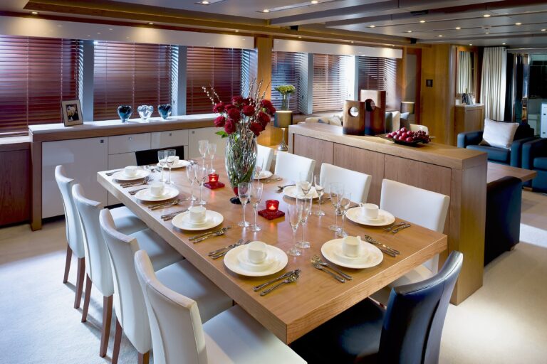 The 34m Yacht CHIMERA