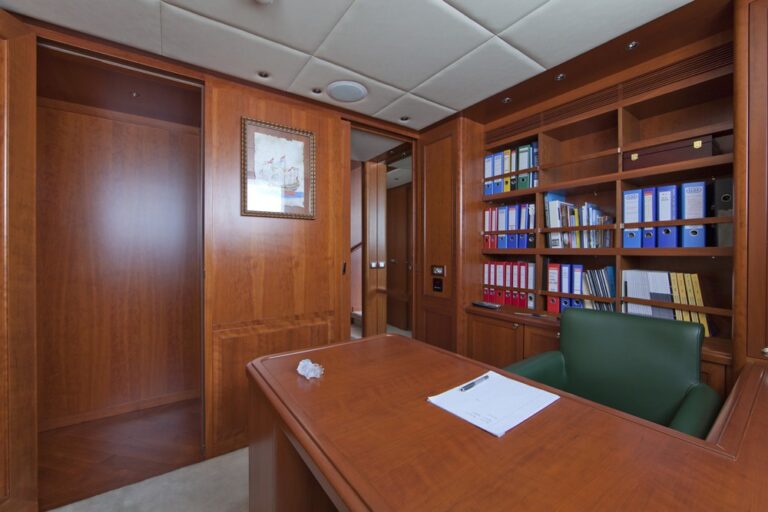 The 34m Yacht CORNELIA