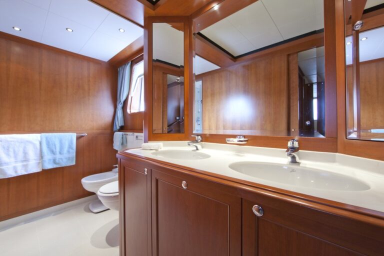 The 34m Yacht CORNELIA